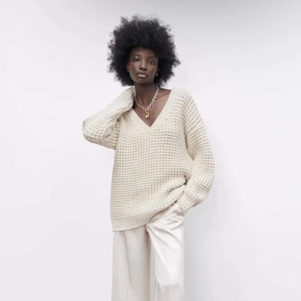 ZARA KNIT SWEATER - Picture 1 of 7